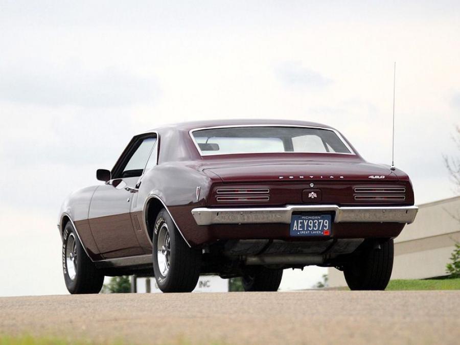  Pontiac Firebird 400 1968 года  (фото 7 из 14)